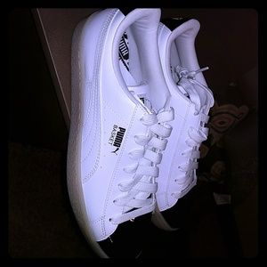 Shoe
